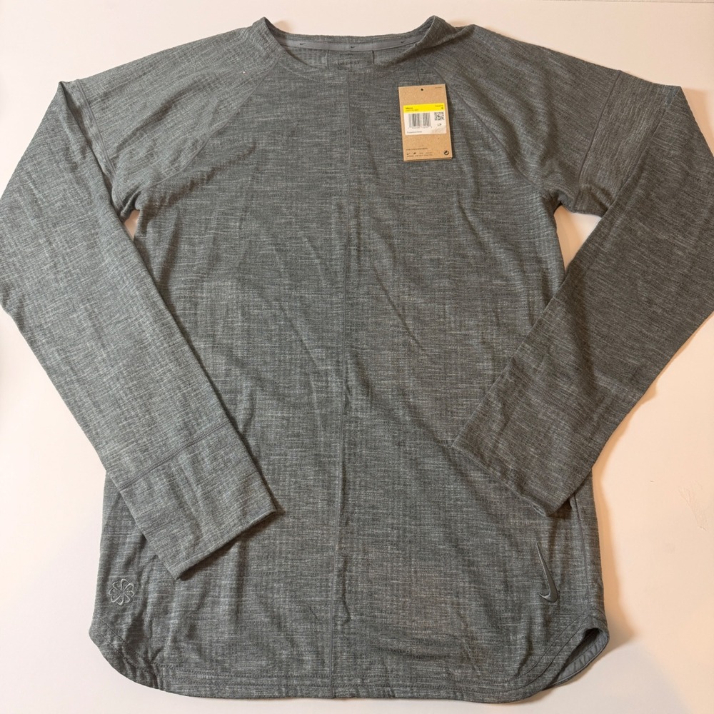 Nike Yoga Dri-FIT Mens Long Sleeve Training Top Grey Small NWT